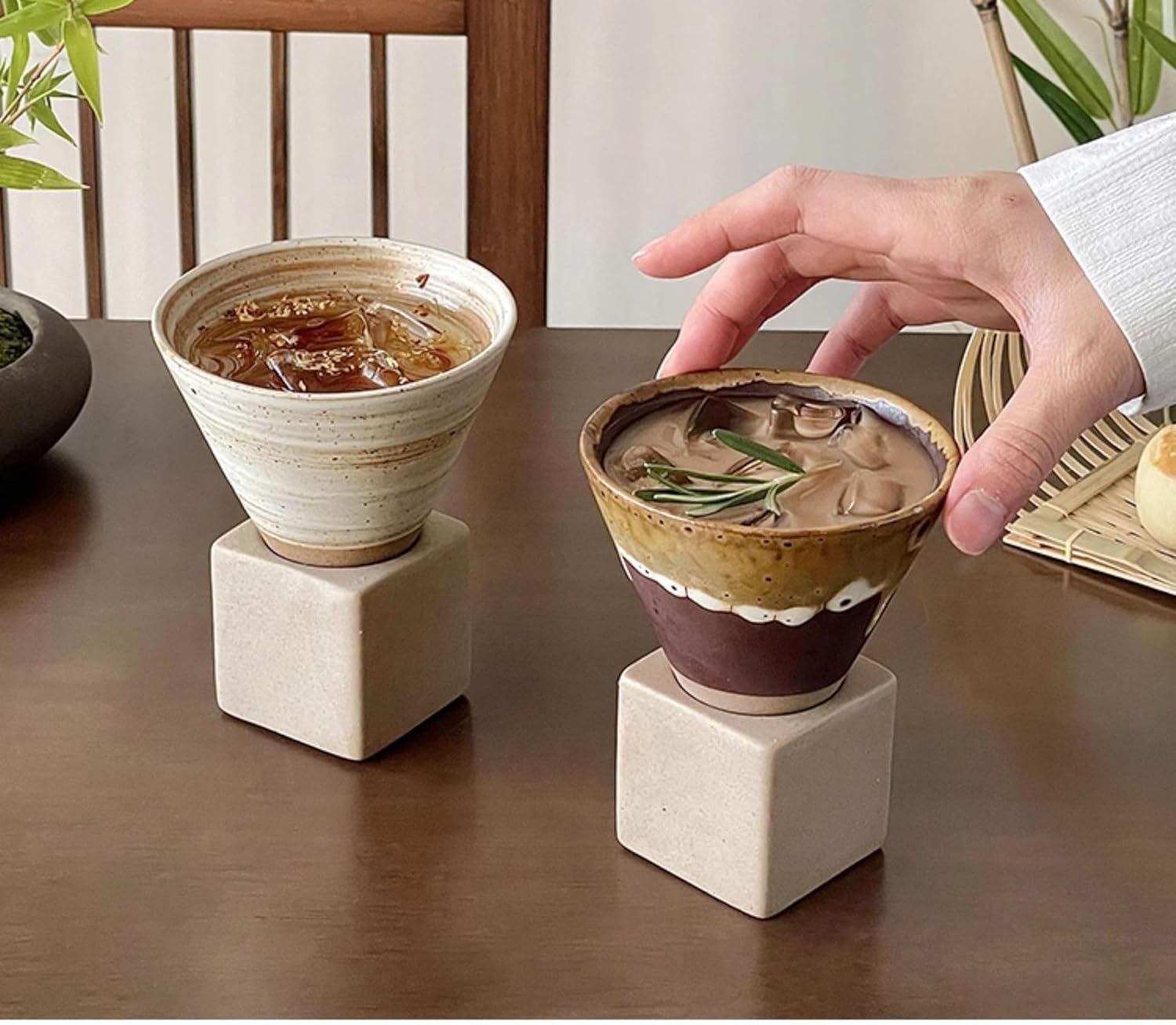 🌟 🌟Vintage Coffee Mugs, Handmade Ceramic Cups, Funnel-Shaped Coarse Pottery Mugs, Aged-Looking Cold Brew Cups, and Tea Cups (Beige+BROWN)