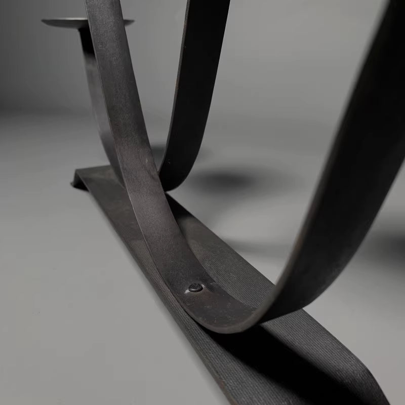 🌟 🌟Four curved metal candlesticks, featuring a typical retro industrial design